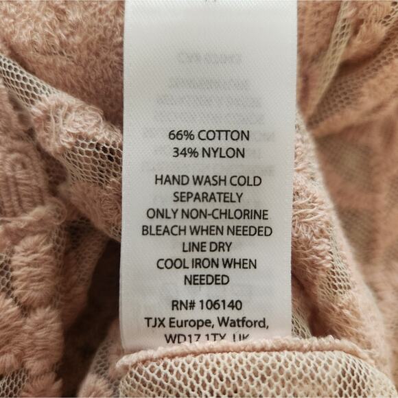 St. Tropez West Embroidered Mesh Sheer top Medium - Picture 6 of 7